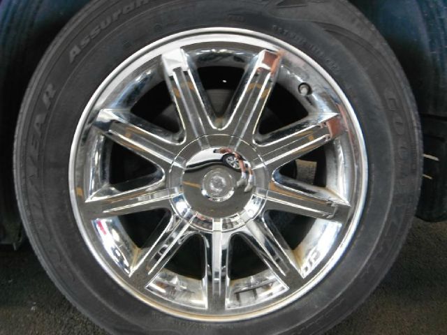 2005 Chrysler 300 SE, Loaded