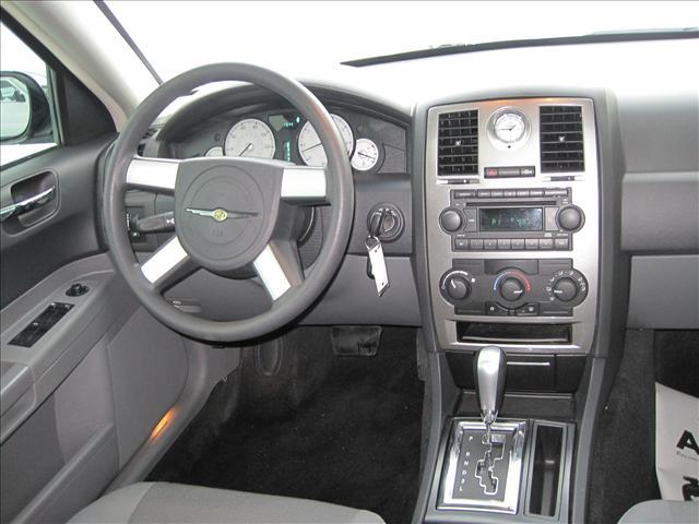2005 Chrysler 300 3.5
