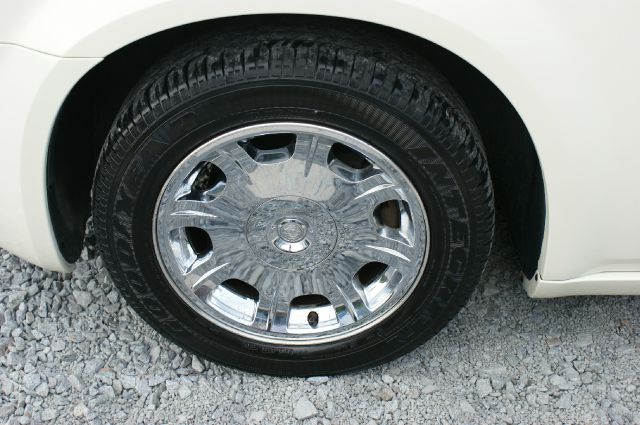 2005 Chrysler 300 SLT 25