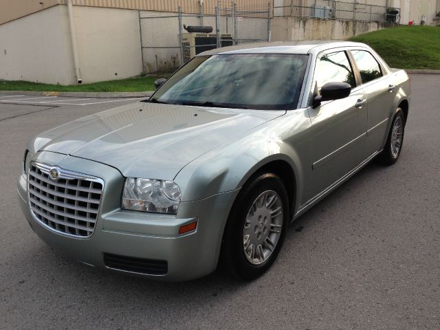 2005 Chrysler 300 Base