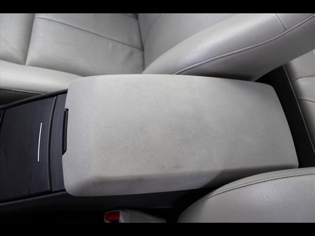 2005 Chrysler 300 SLT 25