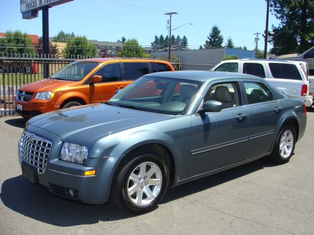 2005 Chrysler 300 3.5