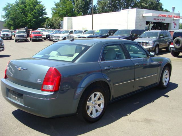 2005 Chrysler 300 3.5