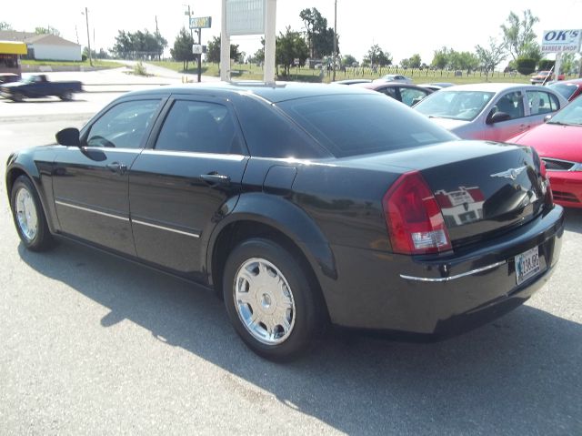 2005 Chrysler 300 3.5