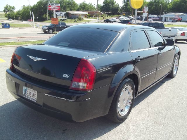 2005 Chrysler 300 3.5