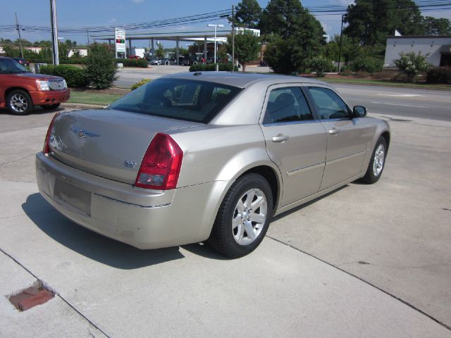 2006 Chrysler 300 Xtreme