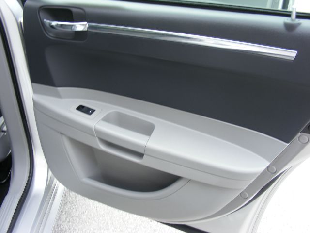 2006 Chrysler 300 3.5