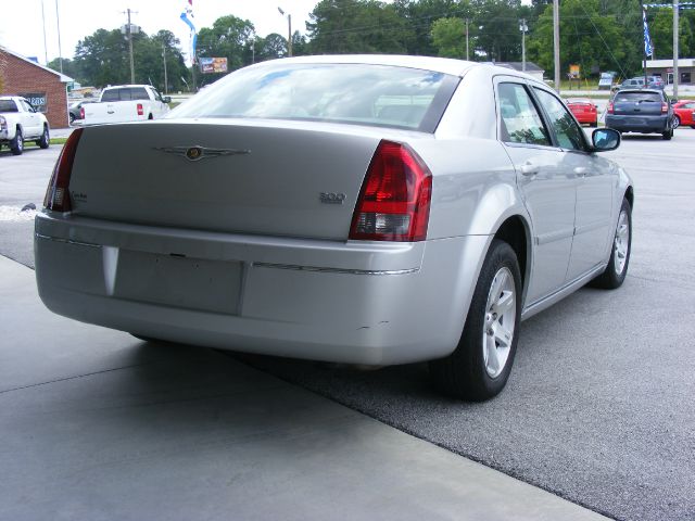2006 Chrysler 300 3.5