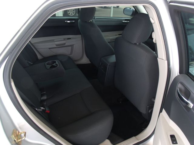 2006 Chrysler 300 Base