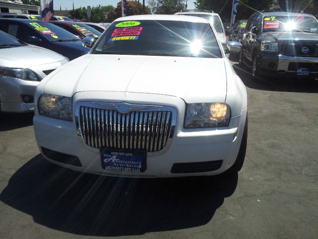 2006 Chrysler 300 Base