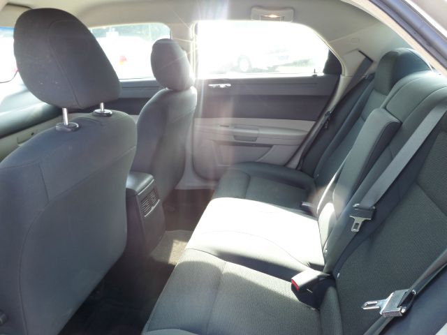 2006 Chrysler 300 GL Manual W/siab