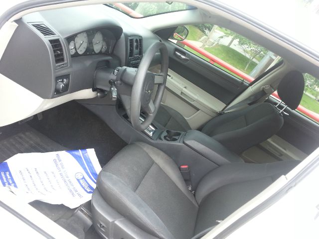 2006 Chrysler 300 Base