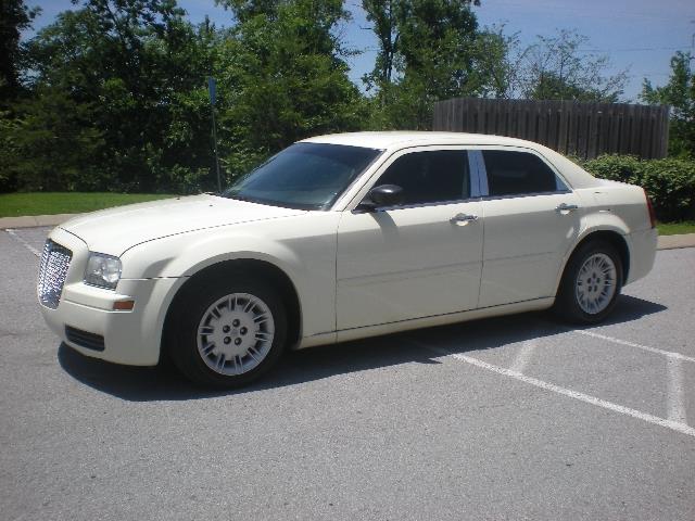 2006 Chrysler 300 Base