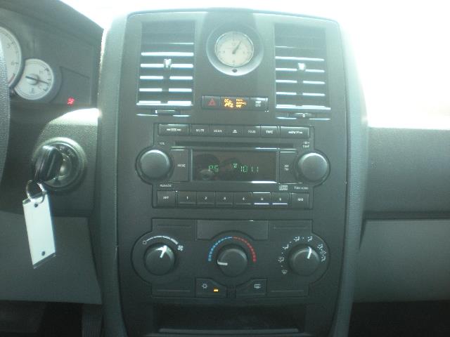 2006 Chrysler 300 Base