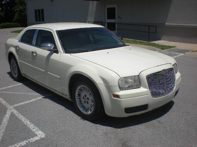 2006 Chrysler 300 Base