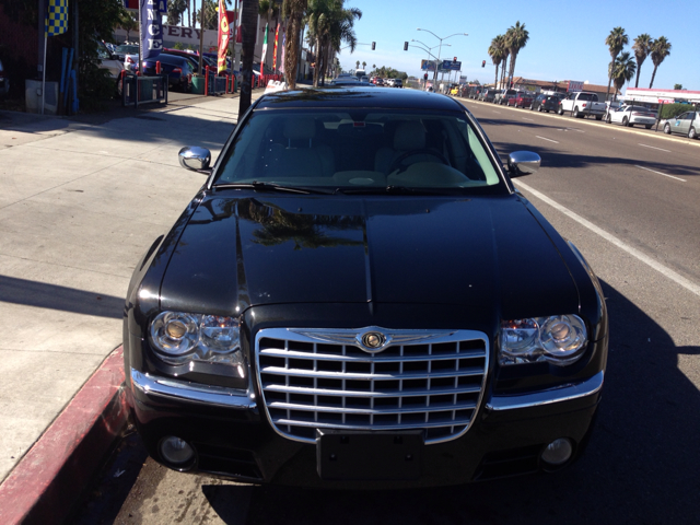 2006 Chrysler 300 Regular Cab