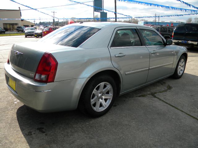 2006 Chrysler 300 3.5