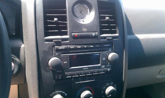 2006 Chrysler 300 Base