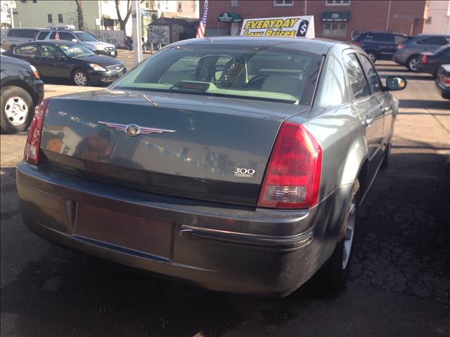2006 Chrysler 300 3.5