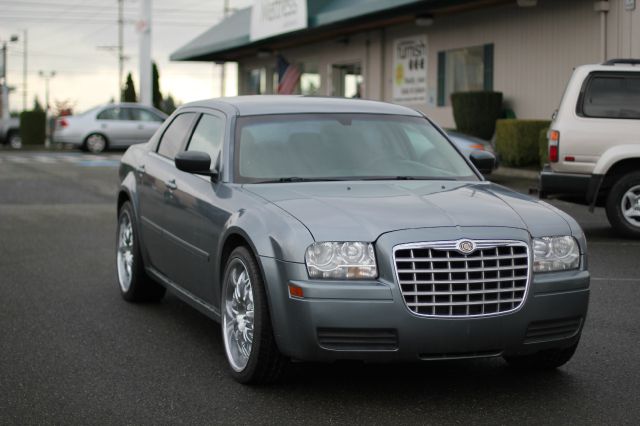 2006 Chrysler 300 Unknown