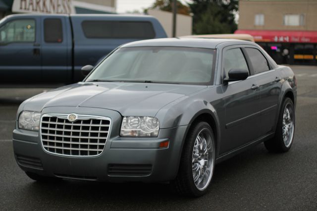 2006 Chrysler 300 Unknown