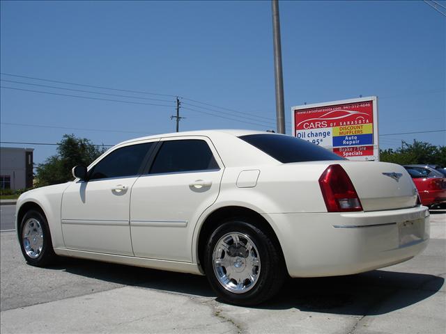 2006 Chrysler 300 3.5