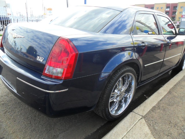 2006 Chrysler 300 3.5