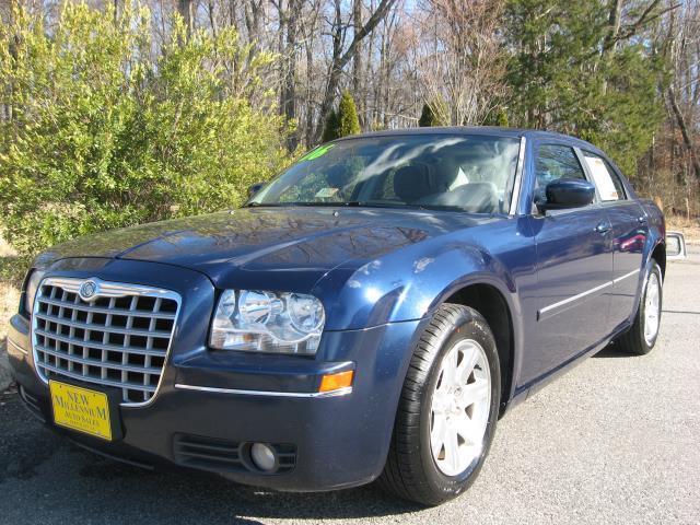 2006 Chrysler 300 Unknown