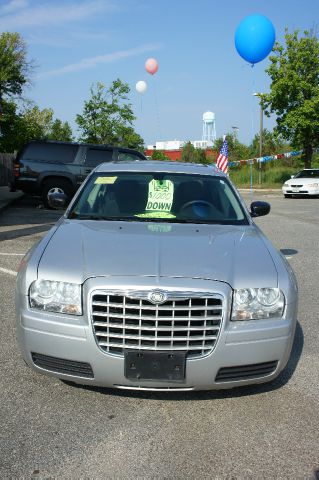 2006 Chrysler 300 Base