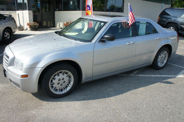 2006 Chrysler 300 Base