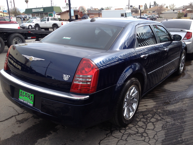 2006 Chrysler 300 Regular Cab