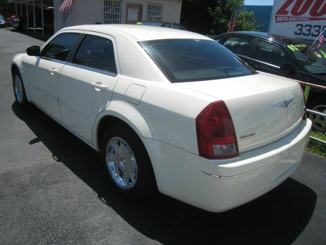 2006 Chrysler 300 3.5