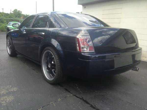 2006 Chrysler 300 Base