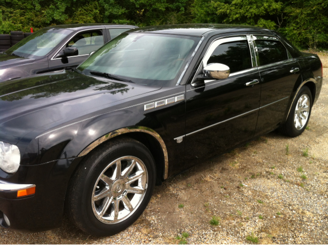 2006 Chrysler 300 Regular Cab
