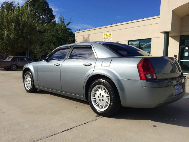 2007 Chrysler 300 Base