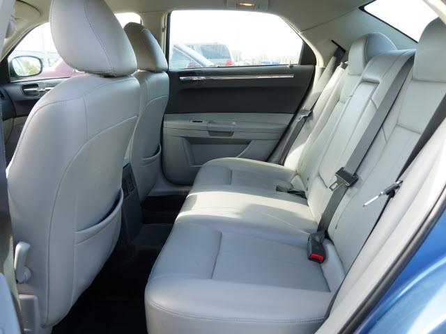 2007 Chrysler 300 ST SLT SXT Power Wagon Lar