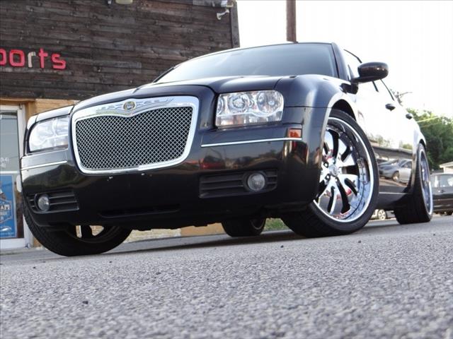 2007 Chrysler 300 4DR WGN 4WD Luxury