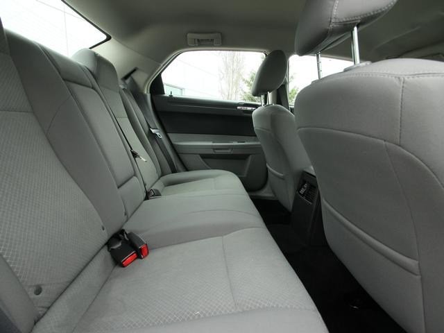 2007 Chrysler 300 Base
