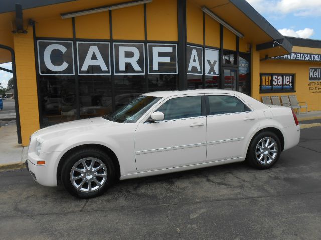 2007 Chrysler 300 SLT 25