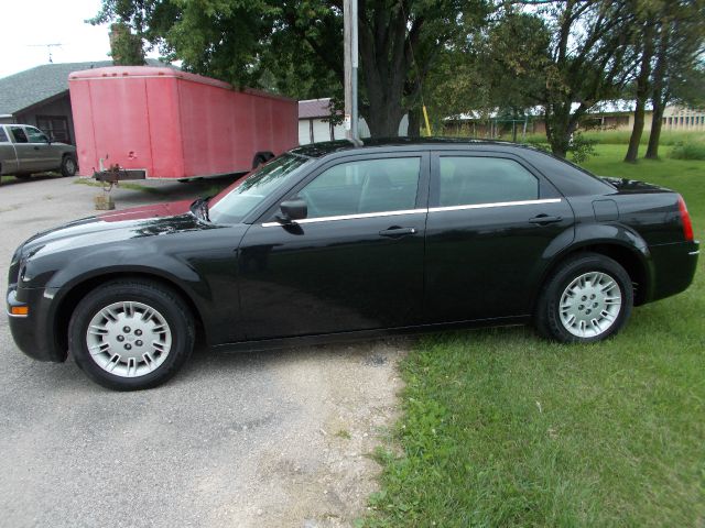 2007 Chrysler 300 Base