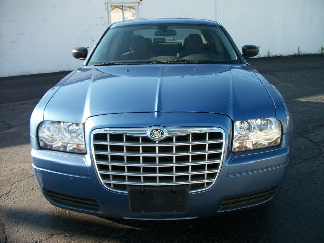 2007 Chrysler 300 Base
