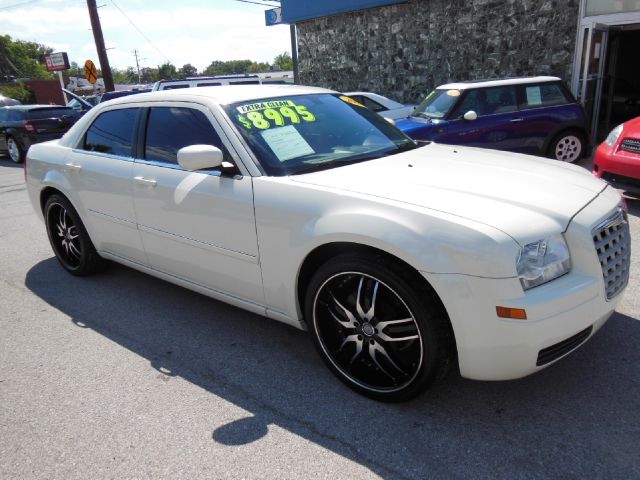 2007 Chrysler 300 Base