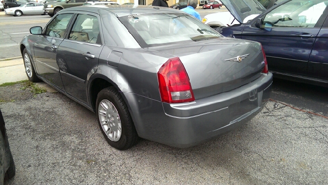 2007 Chrysler 300 Base