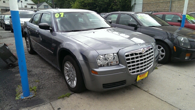 2007 Chrysler 300 Base
