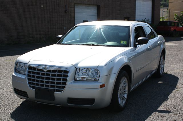 2007 Chrysler 300 Base