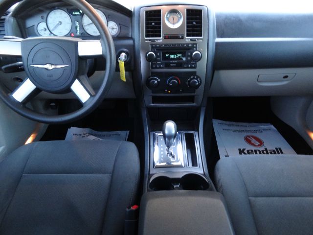 2007 Chrysler 300 Base