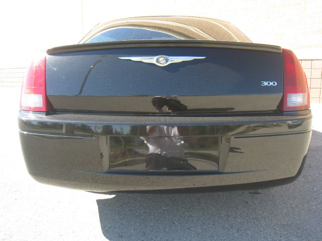 2007 Chrysler 300 Base