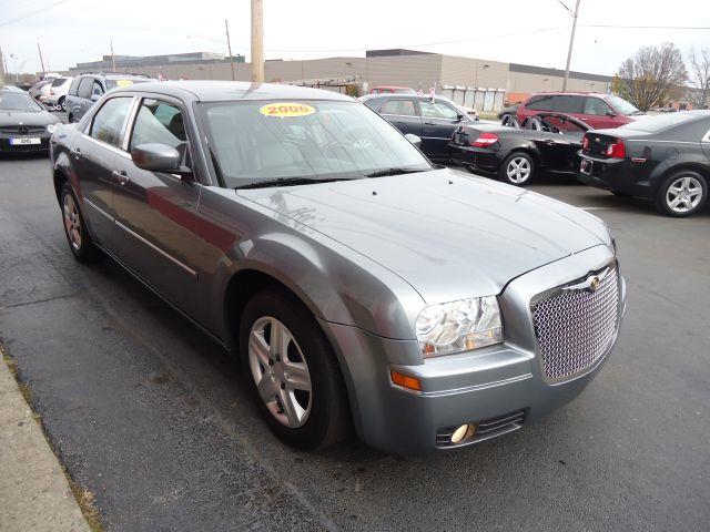 2007 Chrysler 300 Base