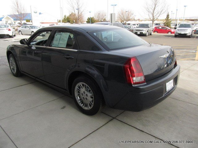 2007 Chrysler 300 Base