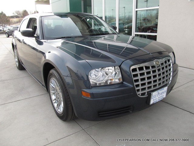 2007 Chrysler 300 Base